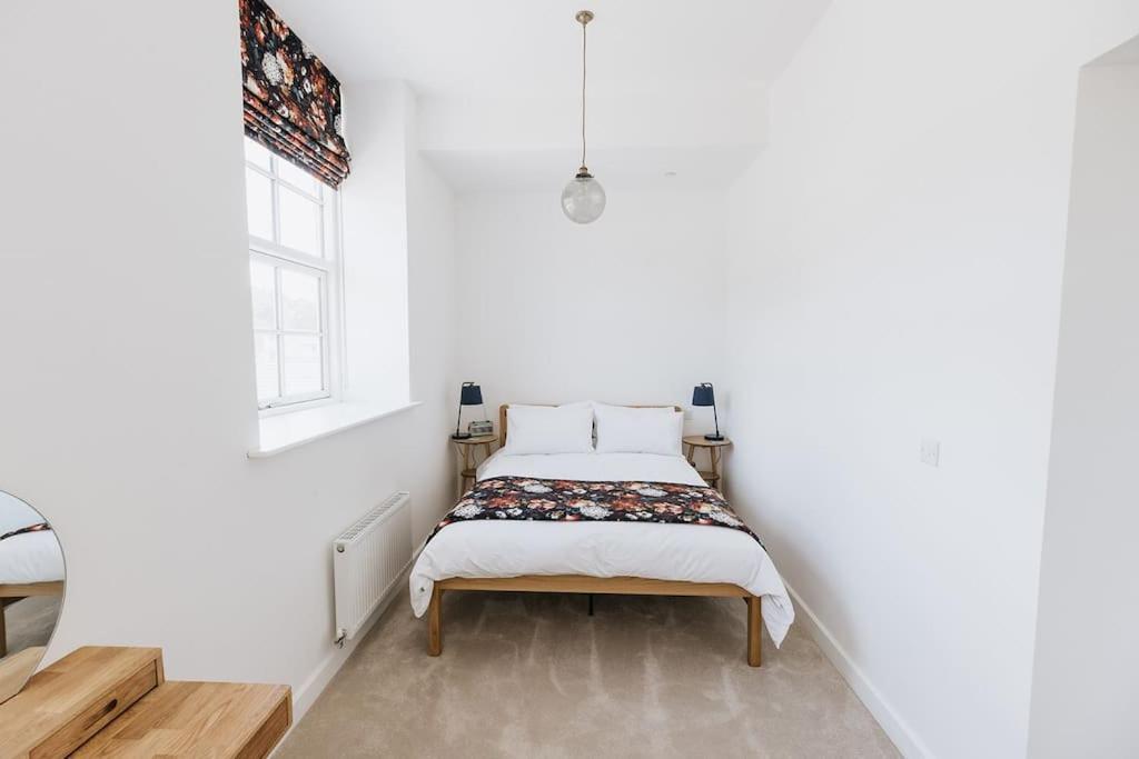 Bobbin Row - Grade 2 Listed Property With A Beautiful Design With Access To Leeds Лидс Экстерьер фото